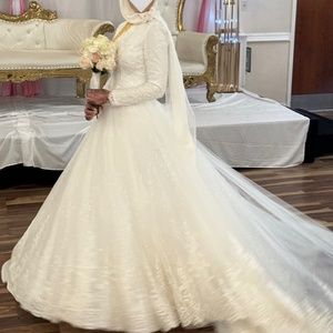 Modest long sleeve wedding dress, Muslim wedding dress, bridal gown